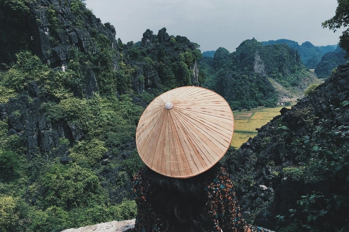 10 Essential Things to Know Before Visiting Vietnam 10 Essential Things to Know Before Visiting Vietnam