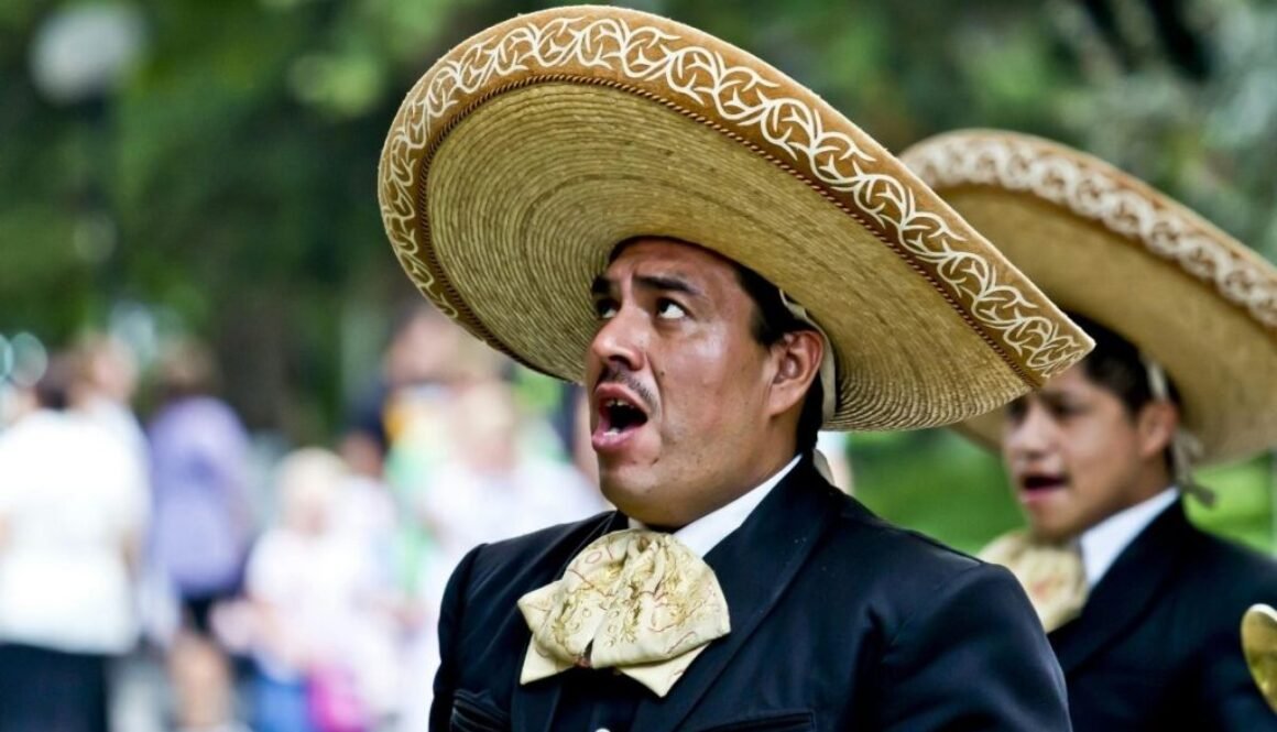 Travel Smart: 10 Essential Things to Know Before Mexico Trip
