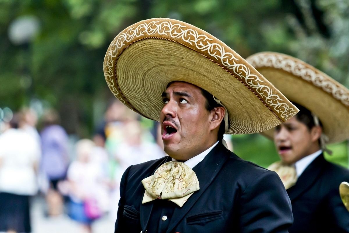 Travel Smart: 10 Essential Things to Know Before Mexico Trip