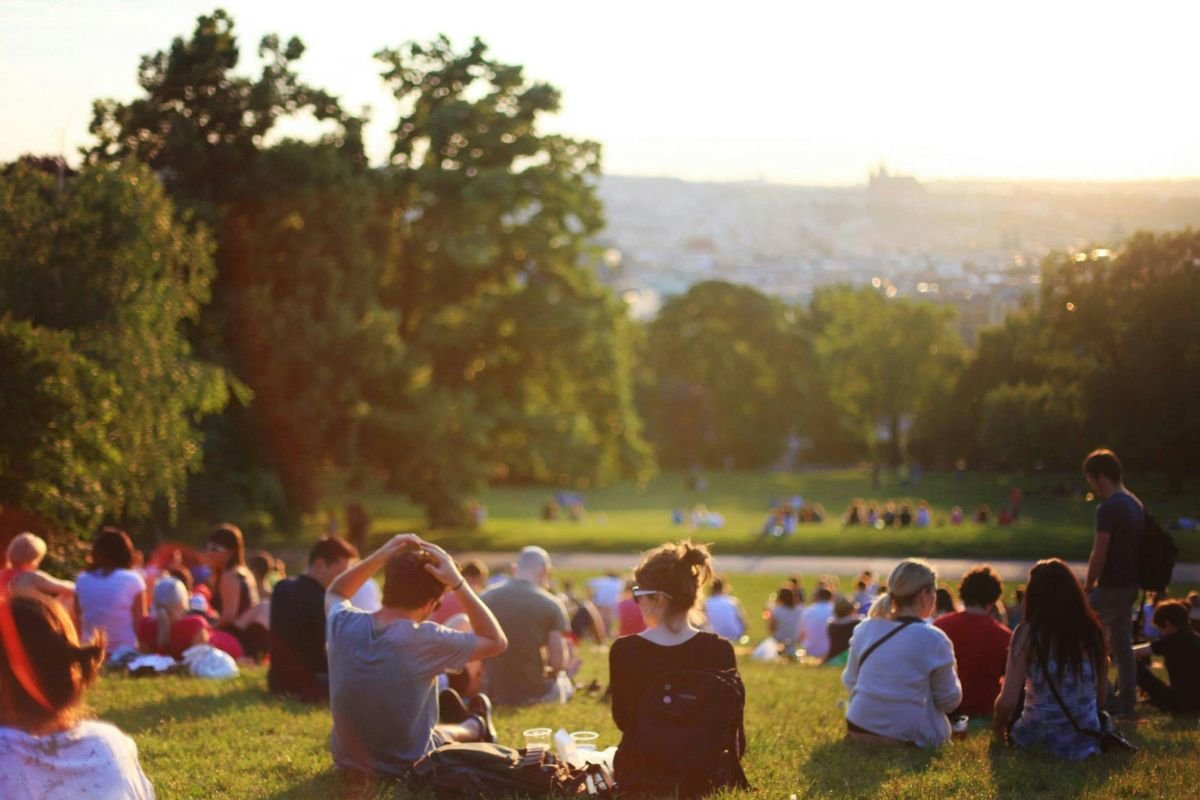 10 Most Amazing Cities with Friendliest Locals