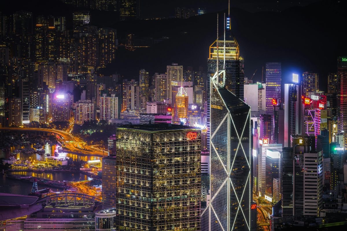 Best 9 Asian Cities for Craziest Nightlife