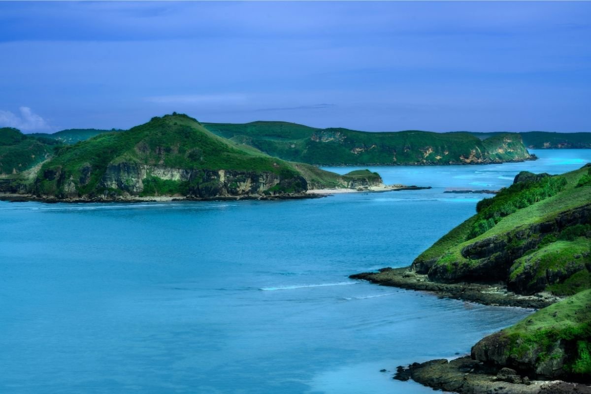 7 Surprising Reasons Lombok Beats Bali in 2025 7 Surprising Reasons Lombok Beats Bali in 2025