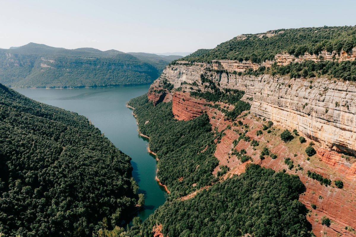 Spain travel guide, 7 Best Attractions You Can’t Miss in Spain, Spanish cities tourism, Europe bucket list, things to do in Spain
